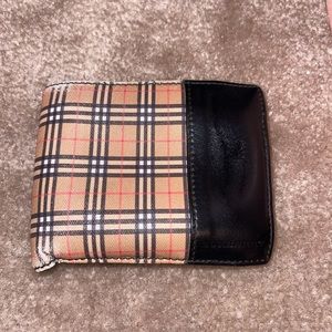 Men’s authentic burberry wallet